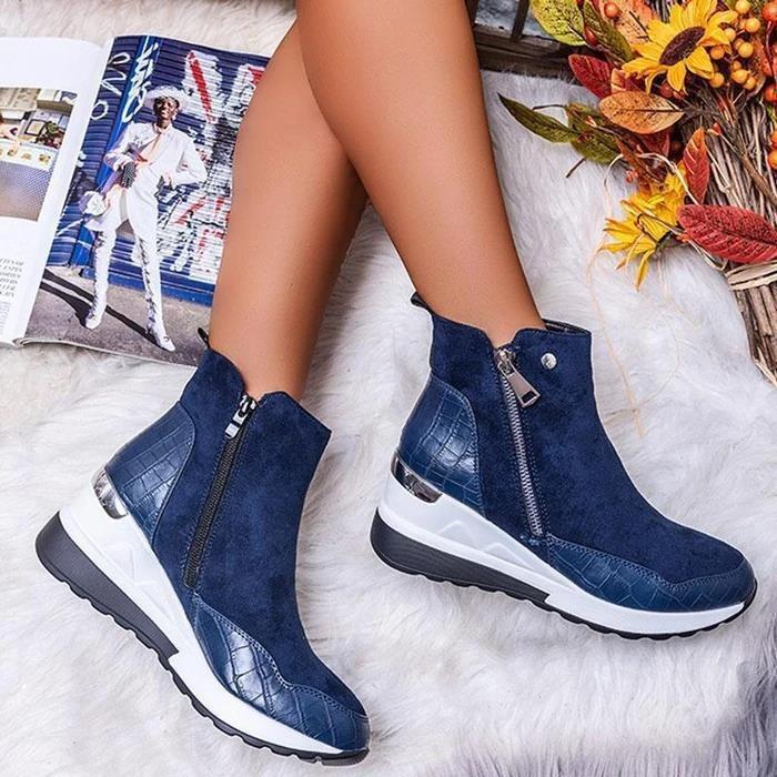 Botas Martin para mujer con tacón de cuña y cremallera lateral en color liso