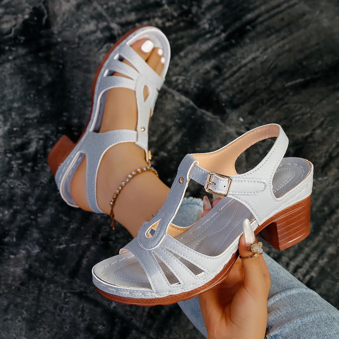 🔥50% de descuento por tiempo limitado - Sandalias Ortopédicas de Verano - Diseño Ergonómico✅ Haz tu caminar más cómodo