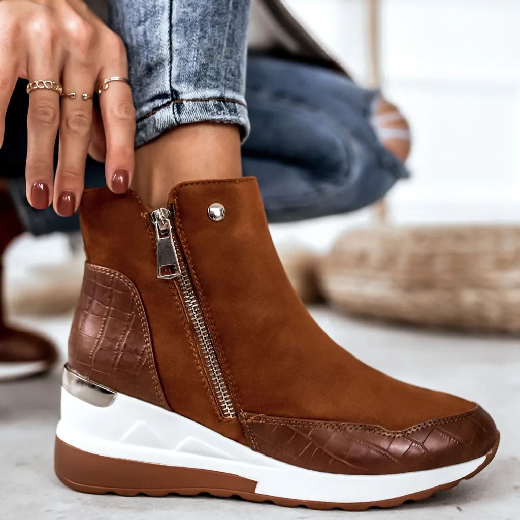 Botas Martin para mujer con tacón de cuña y cremallera lateral en color liso