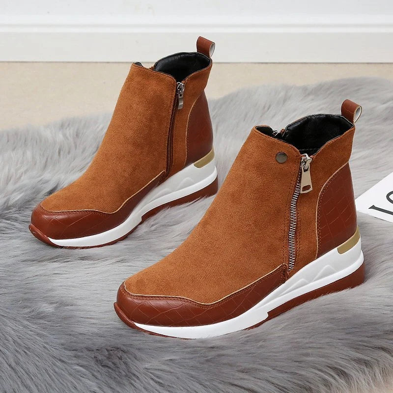 Botas Martin para mujer con tacón de cuña y cremallera lateral en color liso